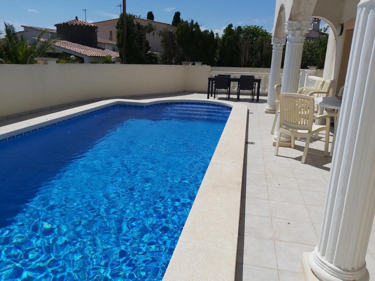 Willa Casa Amb Piscina Privada Empuriabrava Zewnętrze zdjęcie